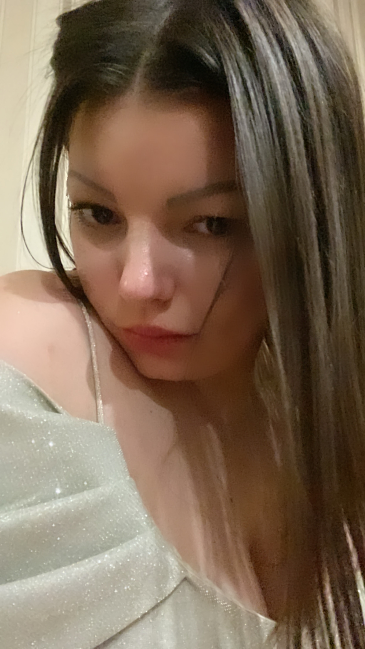 Девочка Госпажа с 3 размером груди подарит фут-фетиш и позовет в гости в Любой район
